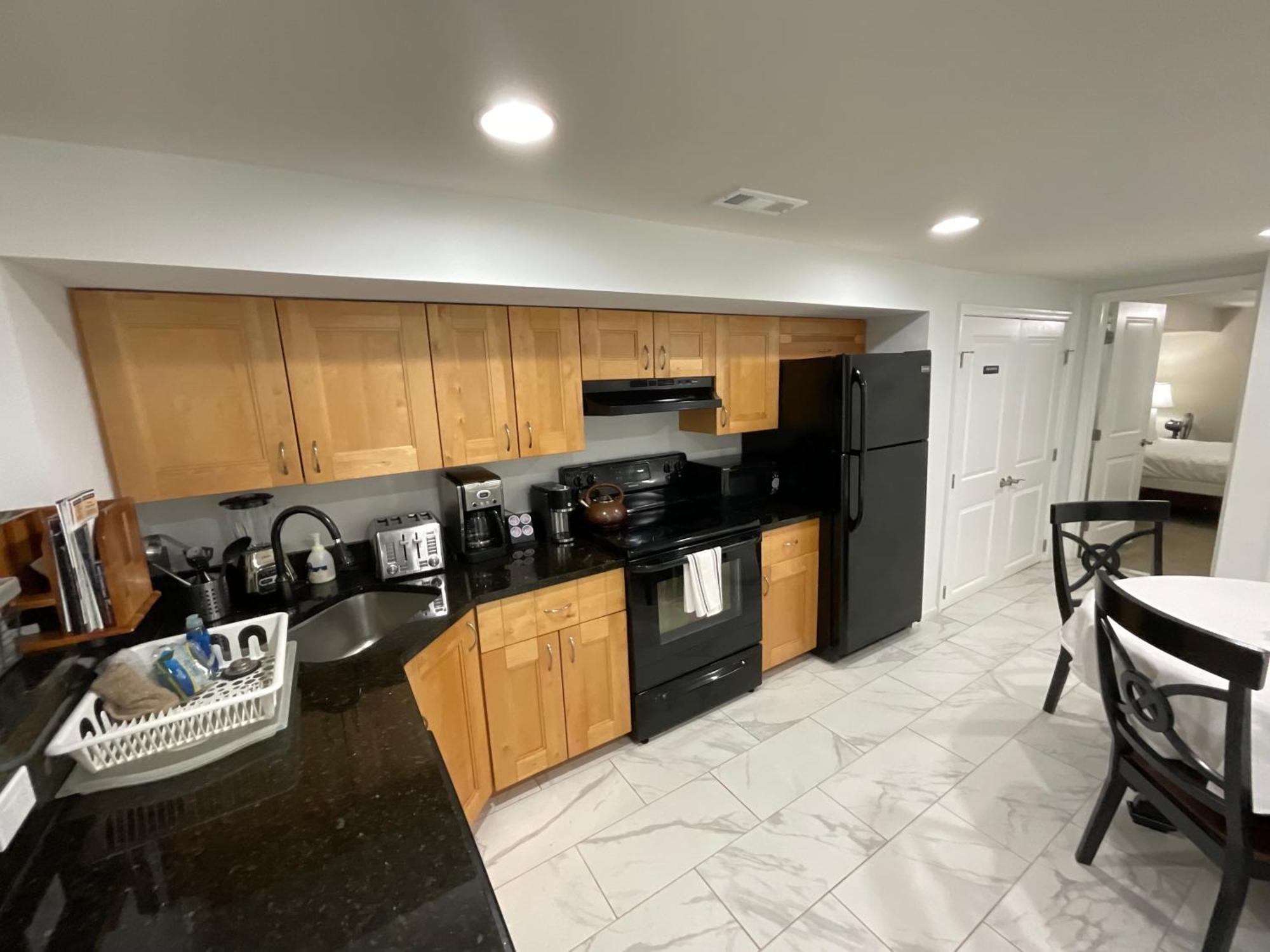 Lovely Remodeled 2Bdrm Basement Home Washington Exteriér fotografie